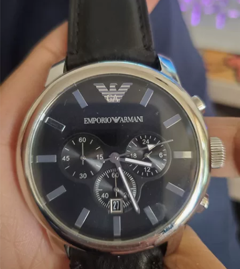阿玛尼正品手表，分手了卖掉了 感兴趣的话点...