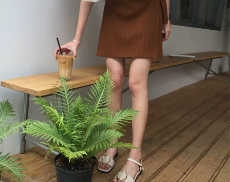 陆小团团 淑女气质一片式绑带竖条纹半身裙A...