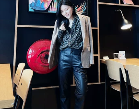 黑色小羊皮裤女 欧美休闲遮肉显瘦柔软时髦简...