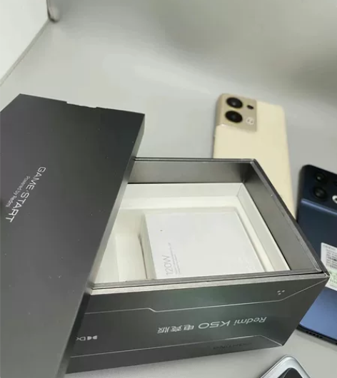 新款 红米k50 电竞版  激活不久 12...