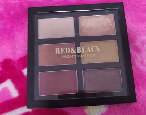 红与黑  六色眼影   只要39 感兴趣的...