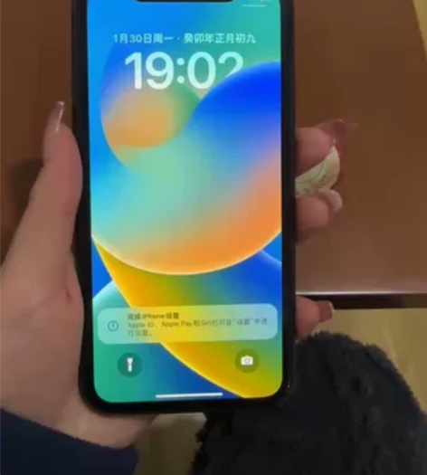 苹果11 黑色128g 纯原装 外表95新...