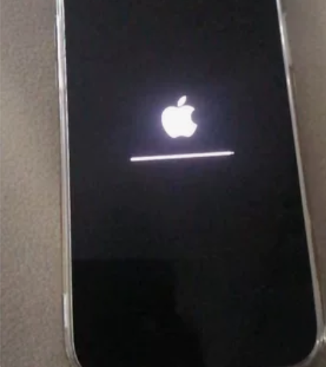 换新手机了,苹果12闲置,2800 无拆...