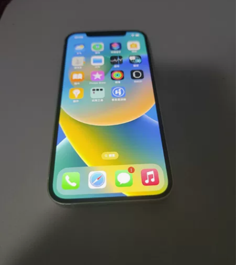 苹果12，64g   全原没有拆修 手机所...