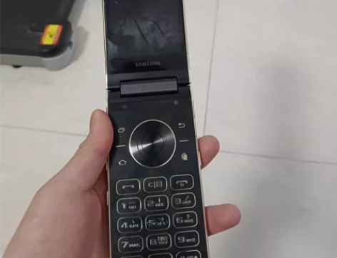 国行三星w2018 无拆修 成色如图64g...