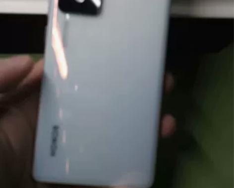 荣耀80gt，9.99成新，12+256，...