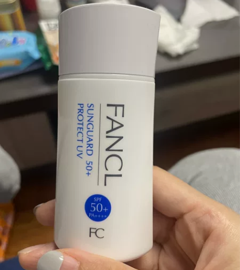 Fancl防晒 孕期化妆少 余量还有一半 ...