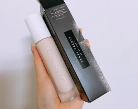 【现货】Fenty Beauty 哑光粉底...