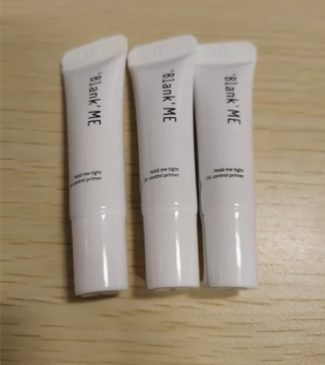 blank me半分一控油隔离旅行装5g*...