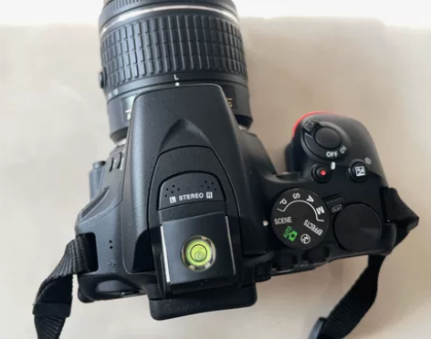 尼康D5600（18-55）套机，外观成色...