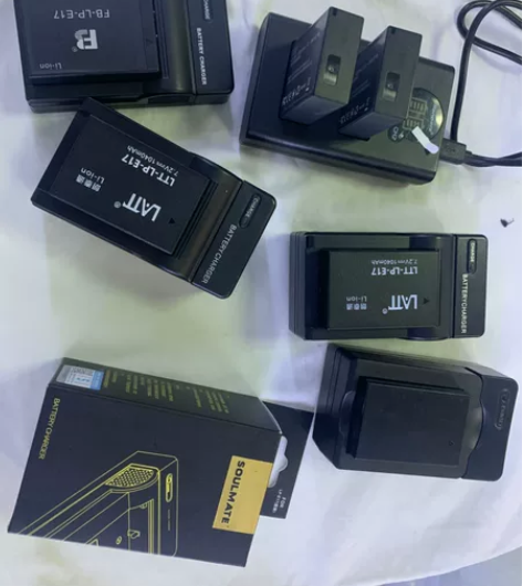 佳能LP-E17 电池，充电器。锂电池质量...