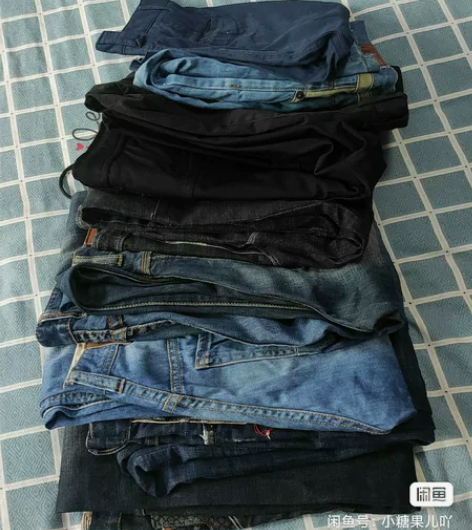 男款牛仔裤10元一条，就剩3条了，可拍细节...