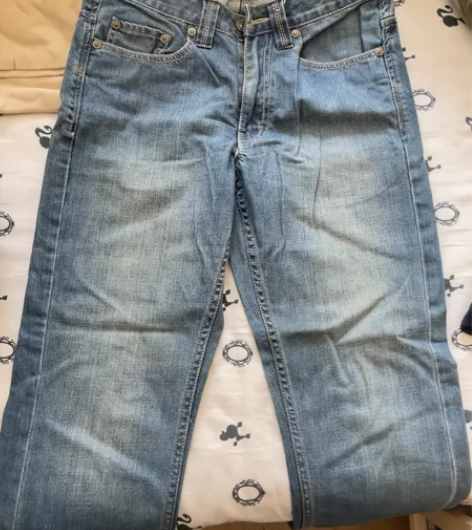 男士牛仔裤 32码 适合175 130上下...