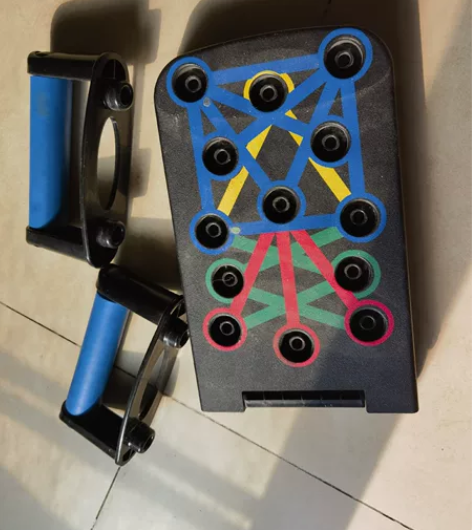 俯卧撑支架 多种训练模式，训练多个部位的肌...