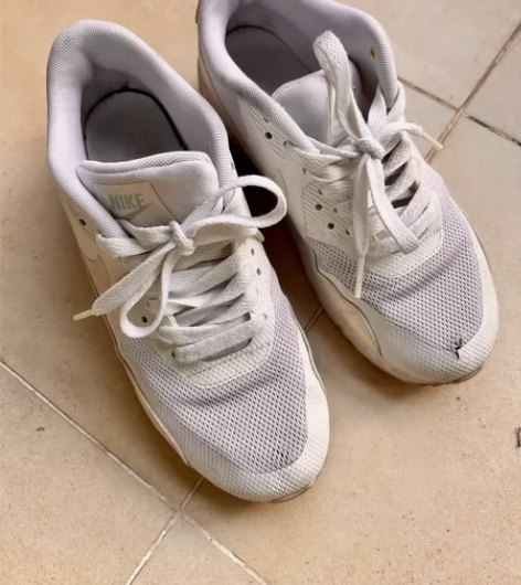 正品nike运动鞋，之前在南京东路旗舰店7...