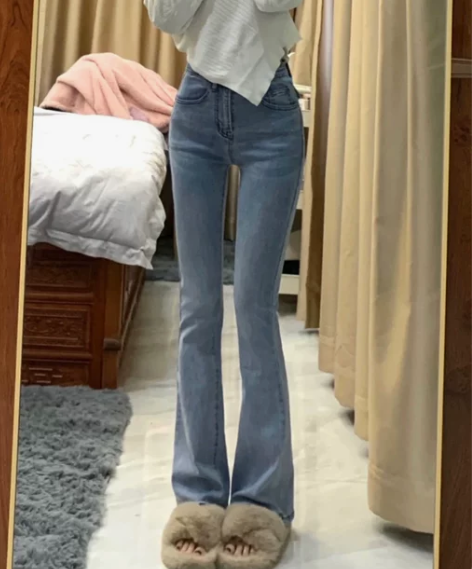 牛仔裤女 牛仔长裤高腰微喇叭女2023年新...