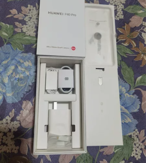 图1华为p40pro,原厂配件原盒,所有配...