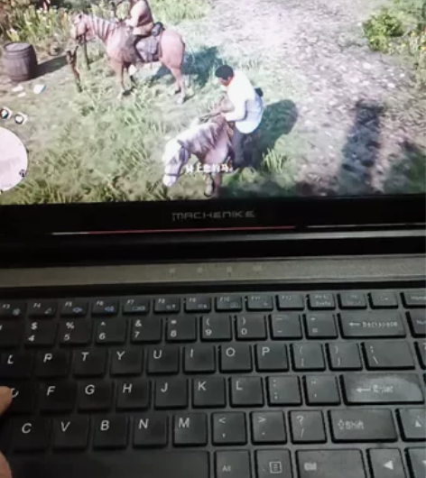 机械师游戏本I7 4710 独显GF960...
