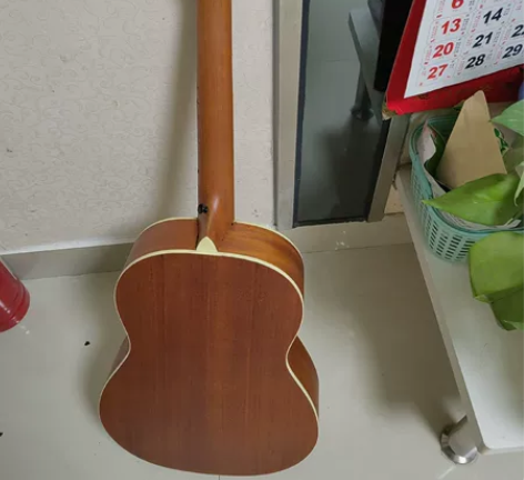 名森36寸云杉桃花芯吉他 感兴趣的话点“我...