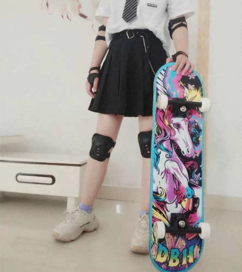 全新未使用DBH滑板 专业滑板 沸点 加拿...