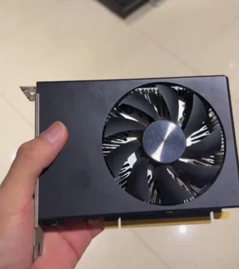 1660s 小机箱专用卡，跑分二十多万 还...