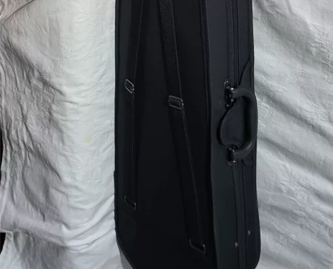 小提琴低价转让仅200元 感兴趣的话点“我...