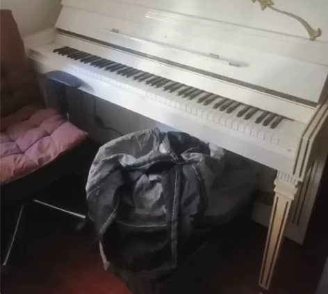 闲置钢琴。 感兴趣的话点“我想要”和我私聊...