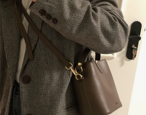 百搭ins斜挎包包女2021新款潮时尚复古...