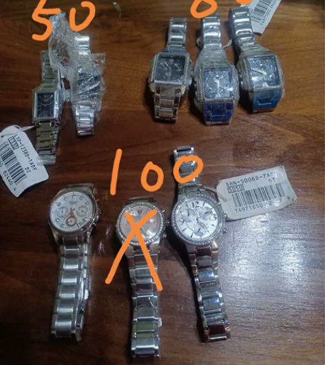 清库卡西欧全新手表 盒子在吊柜上，明天再驾...