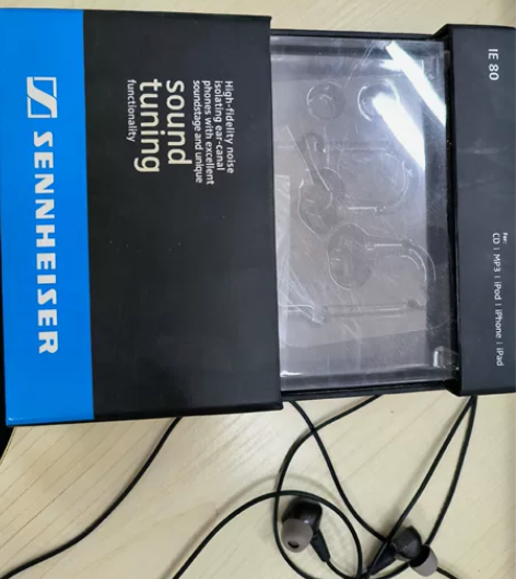 森海塞尔IE80 我从一个开凯迪拉克的老哥...