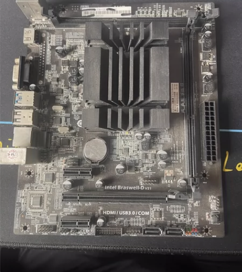 七彩虹J1900低功耗主板，黑群晖，nas...