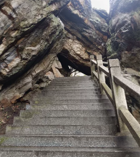 iPad pro 12.9 M1 256银...