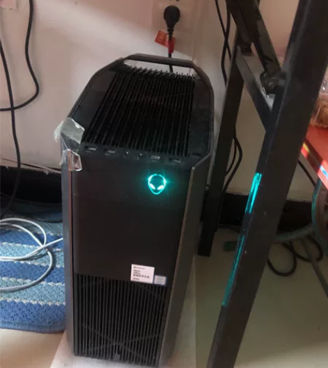 【外星人台式机】 单主机 不配线 感兴趣的...