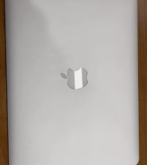 办公用98新苹果笔记本MacBook Ai...