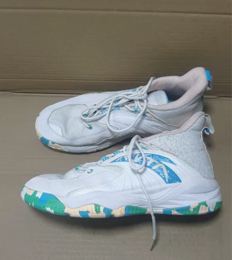 安踏男鞋41码运动鞋跑步鞋，专柜正品，照片...