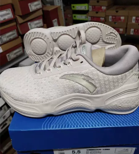 【断码清仓】安踏冬款女跑鞋 货号:1221...