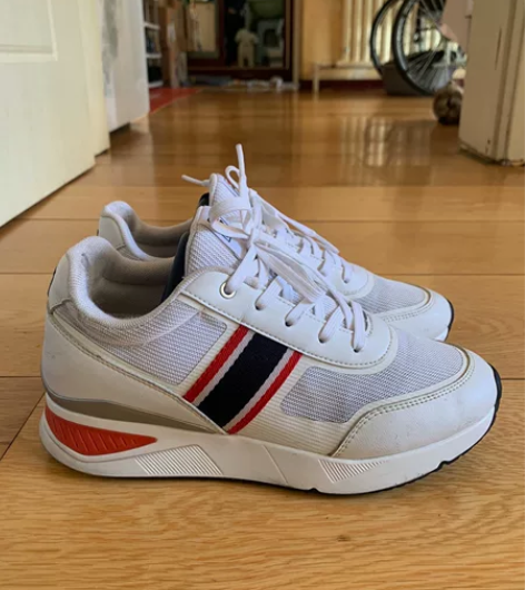 斐乐运动鞋 37.5码 成色自己看 真假自...