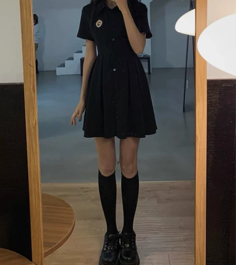 对我来说有点短了，身高合适应该很好看，漏一...