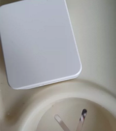 4个充电头 感兴趣的话点“我想要”和我私聊...