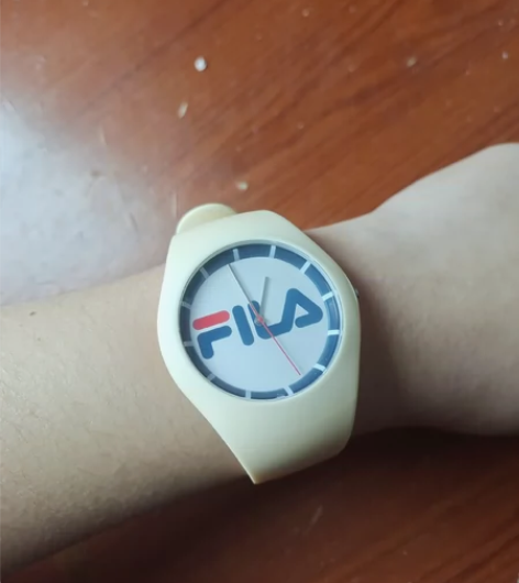 FILA斐乐果冻表时尚LOGO潮流运动简约...