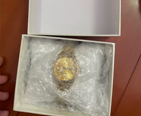 OLEVS 全新金色腕表 女士手表 感兴趣...