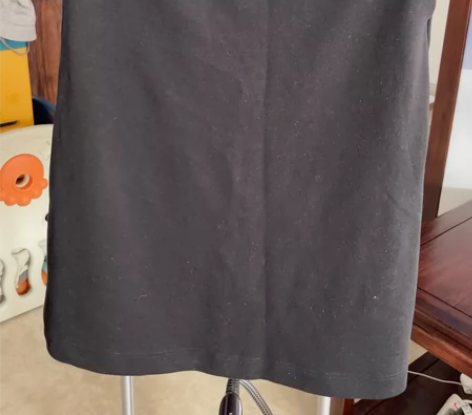 优衣库中裙，160/66A，穿过一次，不想...