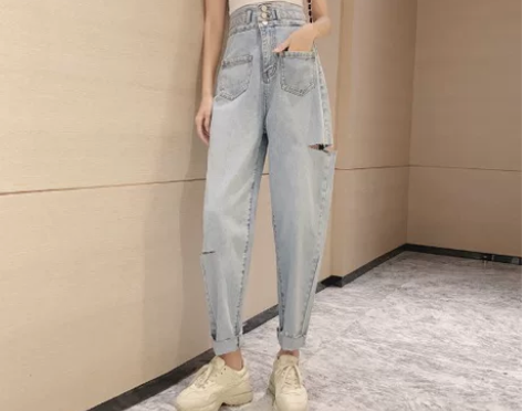 潮流女装2020春季新款浅色高腰破洞牛仔裤...
