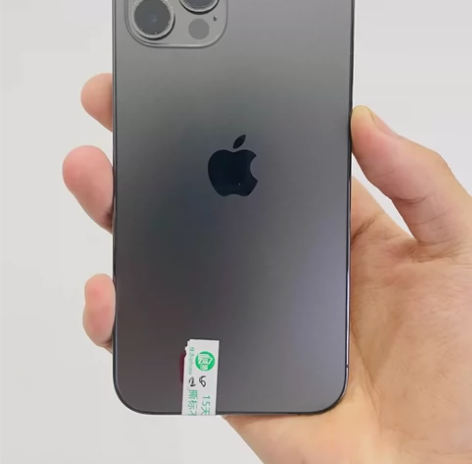 春节不打烊 iPhone 12 Pro 正...