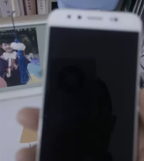 vivo X9手机正常使用，做备用机不错。...