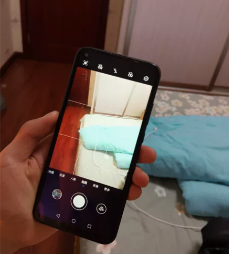 华为荣耀play3手机,6+128G,屏幕...