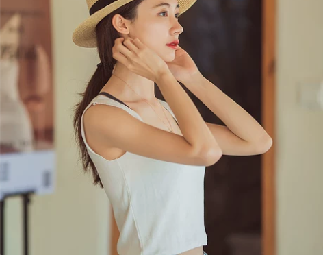 INS新款网红同款麦秆草平顶平沿防晒UV英...