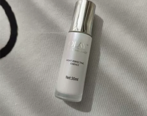 olay小白瓶精华 感兴趣的话点“我想要”...