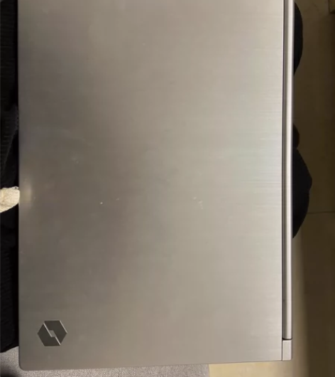 机械革命S1 轻薄笔记本 轻微使用痕迹 充...