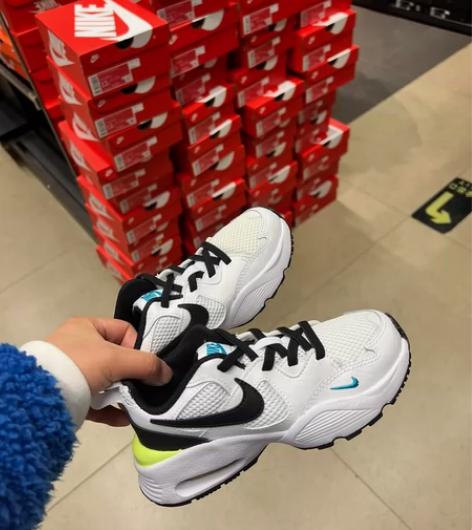 耐克中童气垫款运动鞋11c 12c 全新全...